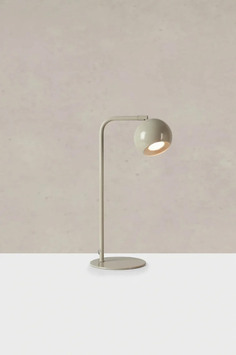 Markslöjd Skrivbordslampa POP 109032 Markslöjd i gruppen HEMELEKTRONIK / Belysning / Bordslampor hos TP E-commerce Nordic AB (D46081)