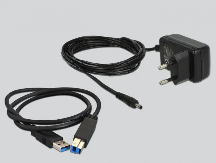 DeLOCK, USB 3.0 minneskortläsare och 3 portars hubb, 4 fack, svart (91721)