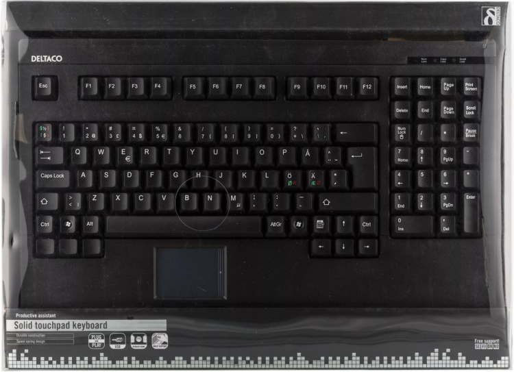 DELTACO Tangentbord med touchpad, SV, USB, svart (TB-106U)