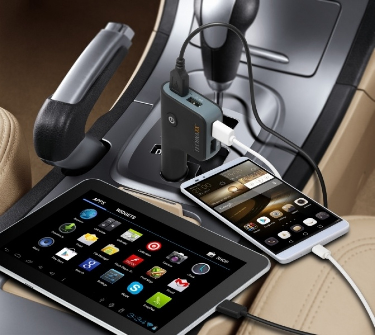 Technaxx Bilhållare för smartphones + Billaddare med 4x USB-port (TE08)