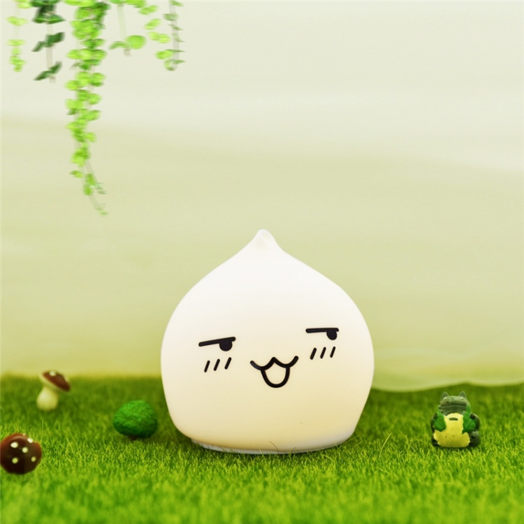 Waterdrop Light LED, lyser i 7 olika färger Waterdrop Light LED, lyser i 7 olika färger