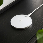 Gear Trådlös QI Laddare 220V 5W 1A Vit Gear Trådlös QI Laddare 220V 5W 1A Vit