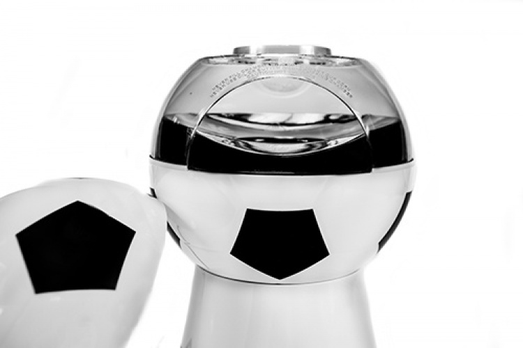 Adler popcornmaskin som ser ut som en fotboll