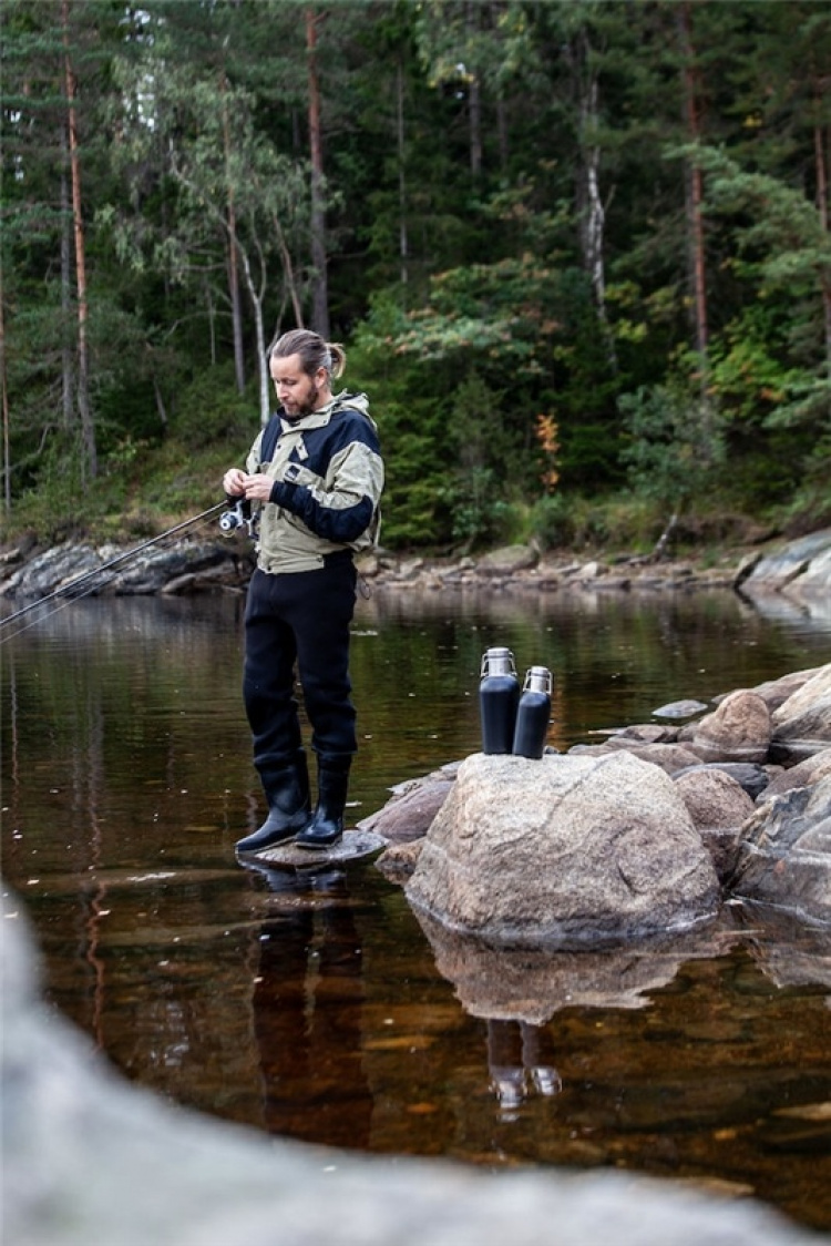 Orrefors Hunting termos 2 liter, svart