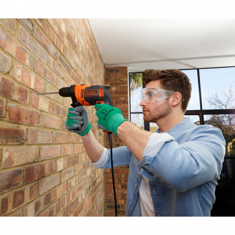 BLACK+DECKER Slagborrmaskin 550W