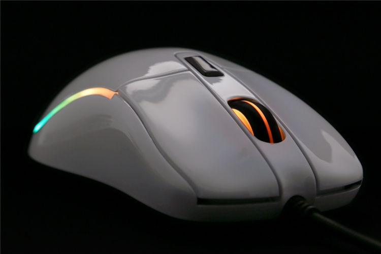 DELTACO GAMING optisk mus, PMW3325, 400-5000 DPI, 1000 Hz, RGB