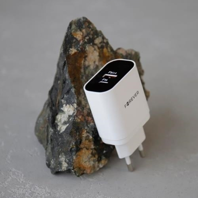 Väggladdare med display - USB+USB-C med QC 3.0 och PD 3.0, 20W Väggladdare med display - USB+USB-C med QC 3.0 och PD 3.0, 20W