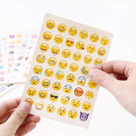 Emoji-klistermärken, 19 ark med 900+ stickers