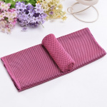 CoolTowel Svalkande kylhandduk, Rosa