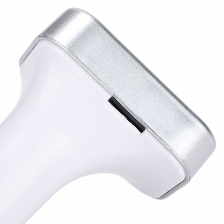 FM-Sändare med dubbla USB-uttag, display och knappar, Silver FM-Sändare med dubbla USB-uttag, display och knappar, Silver