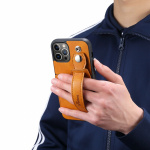 Skal med kortfodral och hållare till iPhone 13, Brun
