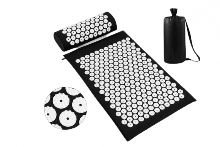 Spikmatta med kudde som lindrar smärta och stress, svart