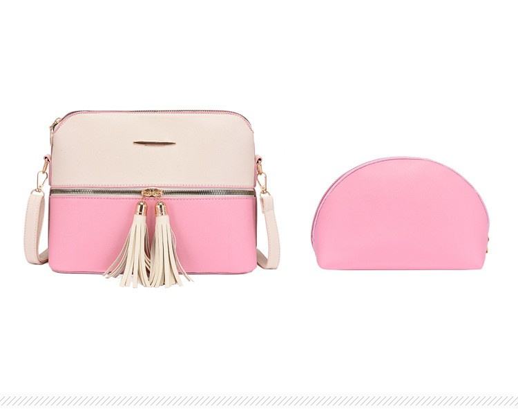 Handväskor, Beige Rosa med Guld-detaljer Handväskor, Beige Rosa med Guld-detaljer