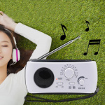 Vevradio / Nödradio med LED-lampa - FM-radio, USB, Solcell, Dynamo, Vit