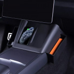 Skydd till mittkonsolen med förvaring till Tesla Model 3