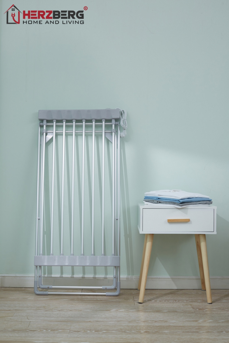 Herzberg HG-8070: Elektrisk klädhängare som torkar tvätten snabbare