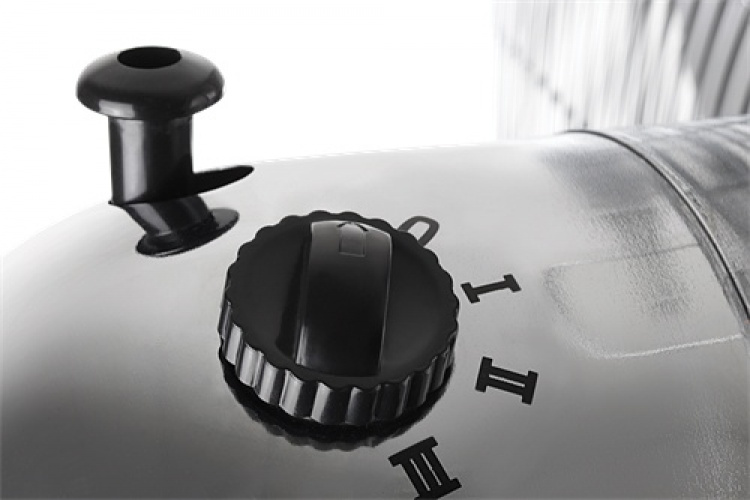 NORDIC HOME Kraftfull Golvfläkt i metall, 60W, 450mm, 3-lägen, Krom