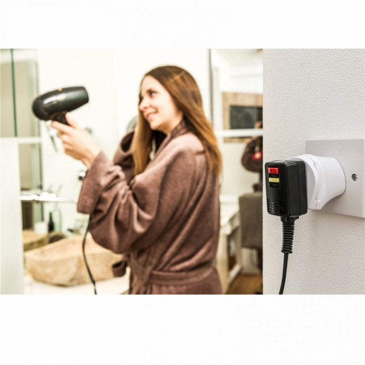 SKROSS El-Adapter Combo World t India