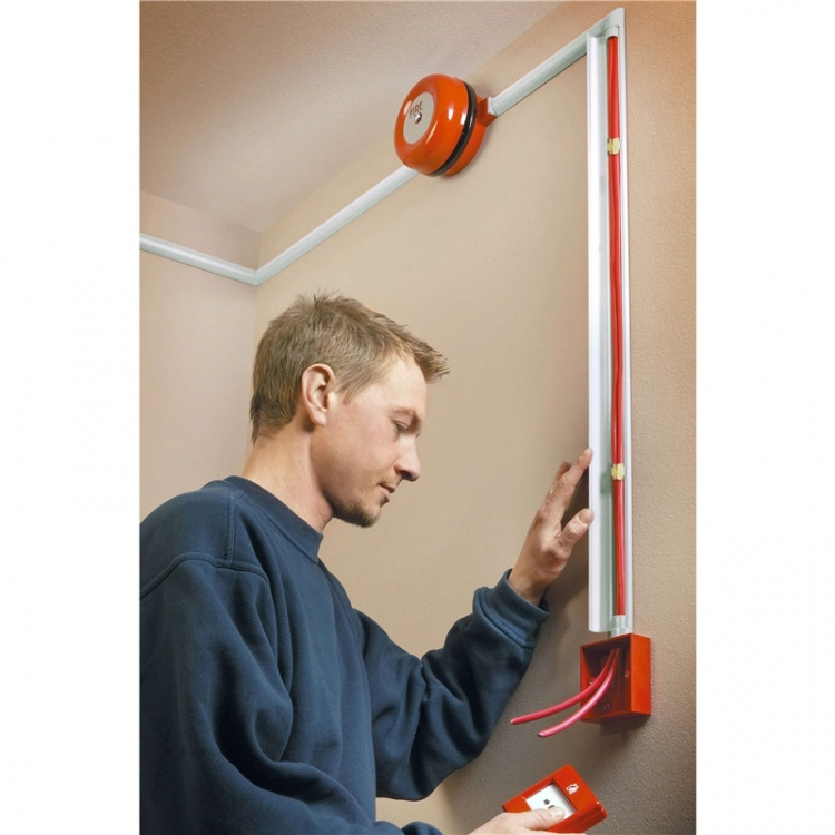 D-LINE Kabelkanal Kit 30x15mm 3x Kabelkanal/Tillbehör 1.0m D-LINE Kabelkanal Kit 30x15mm 3x Kabelkanal/Tillbehör 1.0m