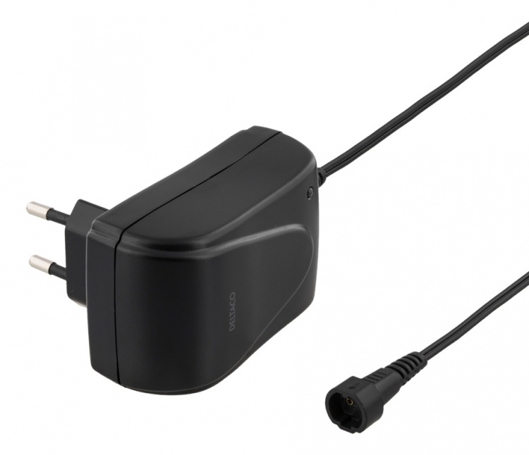 DELTACO switchable power supply, 100-240 V, 3-12 V, 1,5 A, 6 tips