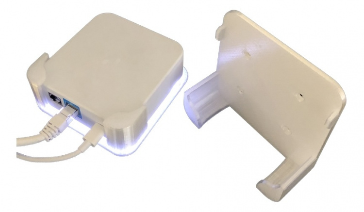 Winther Amplifi Instant wallmount 3D printed clear plastic