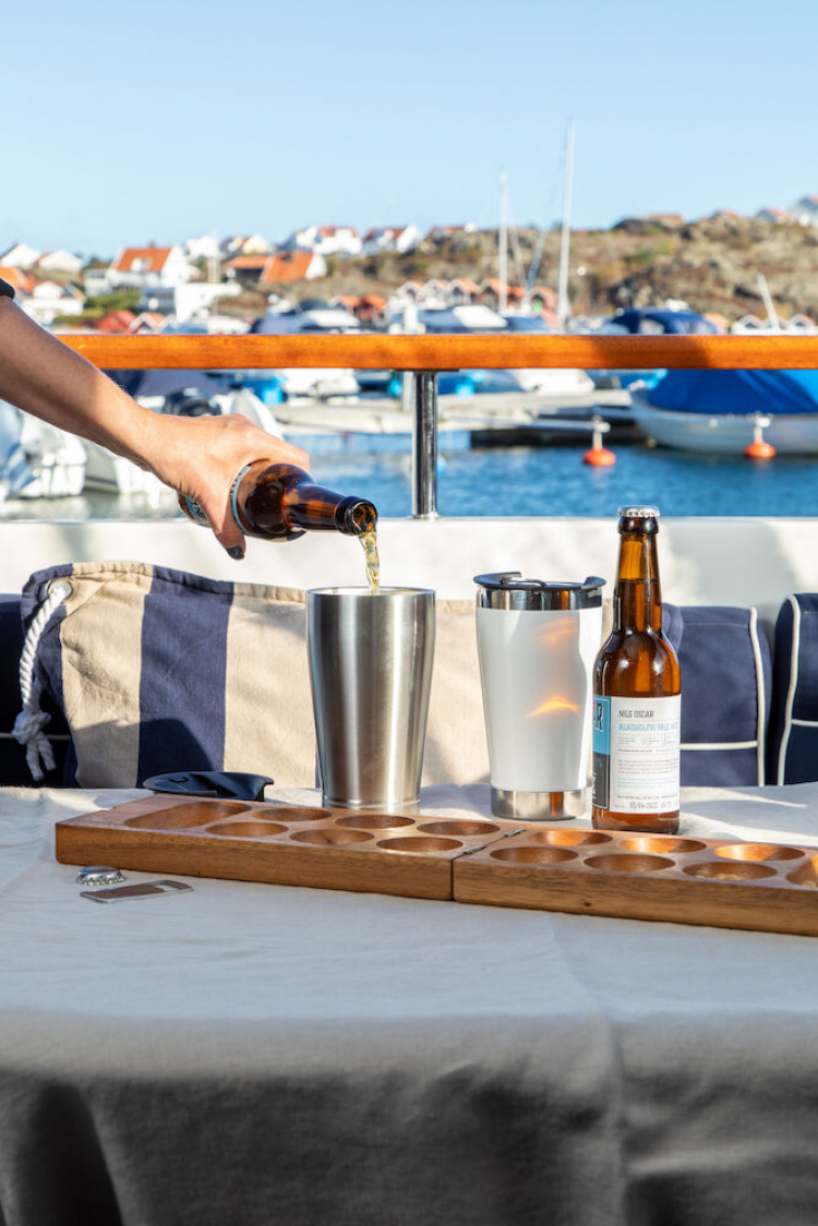 Orrefors Jernverk Vakuumisolerad mugg med flasköppnare, Stål Orrefors Jernverk Vakuumisolerad mugg med flasköppnare, Stål