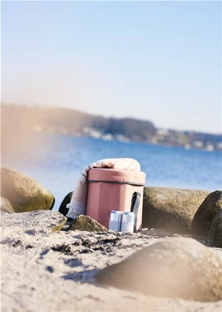 Outfit Kylväska 20L med praktisk sits Outfit Kylväska 20L med praktisk sits