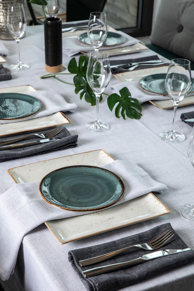 Kosta Linnewäfveri Eliza Duk 150x350cm, Ljusgrå