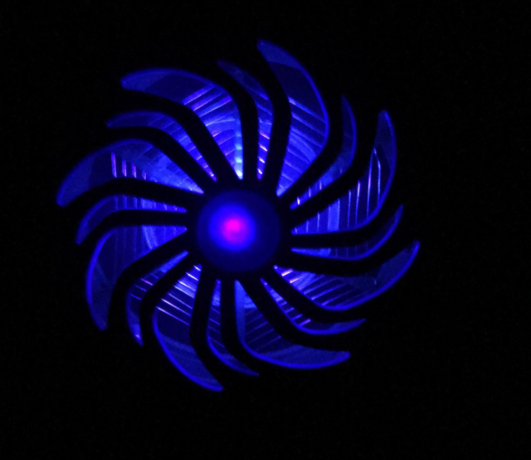 Genius Ideas Solcellsdriven insektsfälla