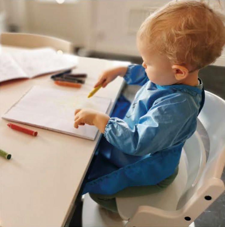 Praktisk Långärmad Haklapp, Rosa Praktisk Långärmad Haklapp, Rosa