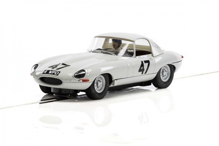 Legends Jaguar E-type 1963 Int.Trophy Twin LMTD