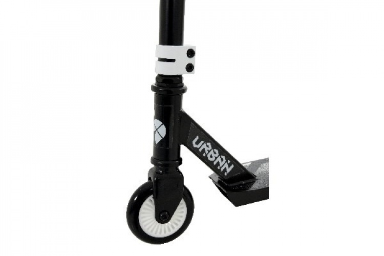 Urban Stunt - Kickbike med Abec 7, Svart/Vit Urban Stunt - Kickbike med Abec 7, Svart/Vit