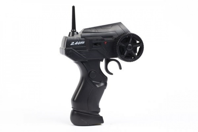 Sportig RC-Bil i metall med 2,4GHz Fjärrkontroll, Beast