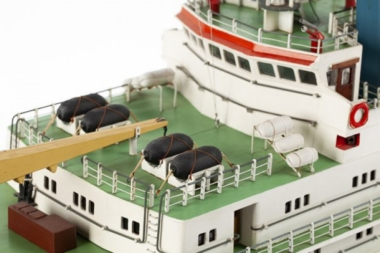 1:75 Smit Rotterdam - wooden hull 1:75 Smit Rotterdam - wooden hull