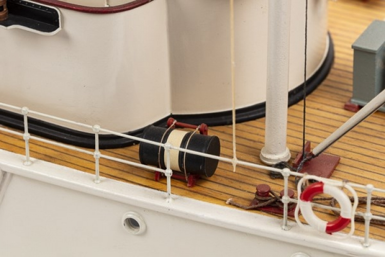 1:45 Calypso - plastic hull