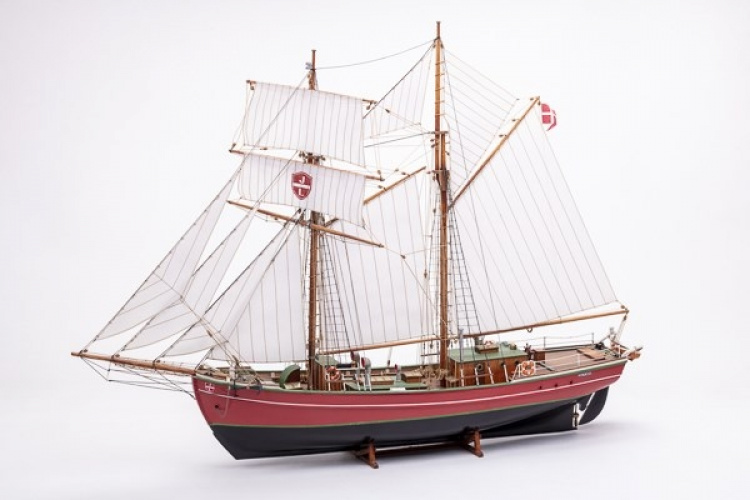 1:50 Lilla Dan -Wooden hull 1:50 Lilla Dan -Wooden hull