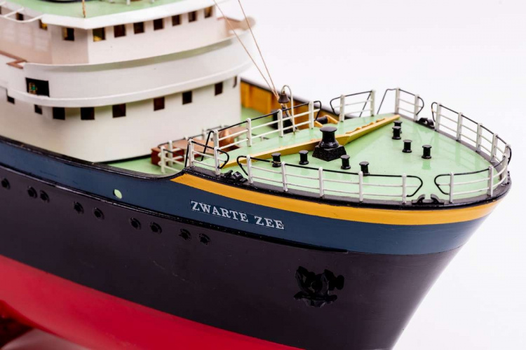 1:90 Zwarte Zee -Plastic hull