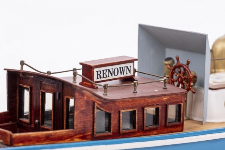 1:35 H.M.S. Renown-Plastic hull 1:35 H.M.S. Renown-Plastic hull