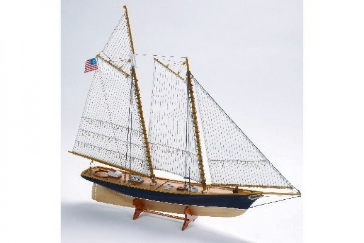 1:72 America -Wooden hull