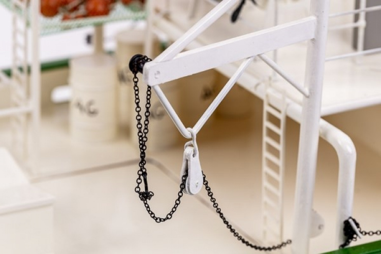 1:30 Andrea Gial RC - -Wooden hull 1:30 Andrea Gial RC - -Wooden hull