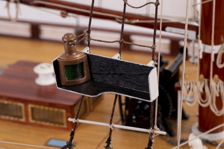 1:15 Colin Archer RC - -Wooden hull