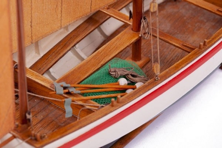 1:30 LE BAYARD - Wooden hull 1:30 LE BAYARD - Wooden hull