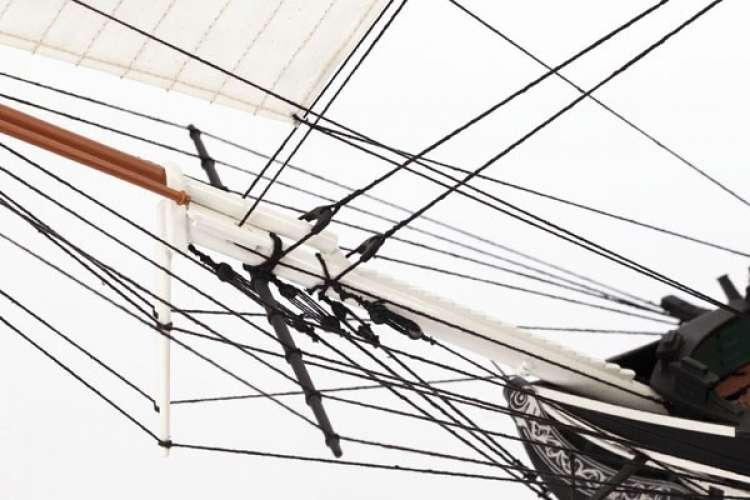 1:100 USS Constitution -Wooden hull 1:100 USS Constitution -Wooden hull