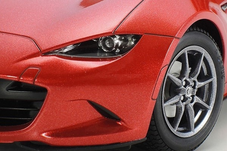 Tamiya 1/24 Mazda MX-5