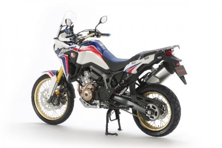 Tamiya 1/6 Honda CRF1000L Africa Twin
