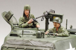 Tamiya 1/35 U.S. Medium Tank M4A3E8 Sherman \'Easy Eight