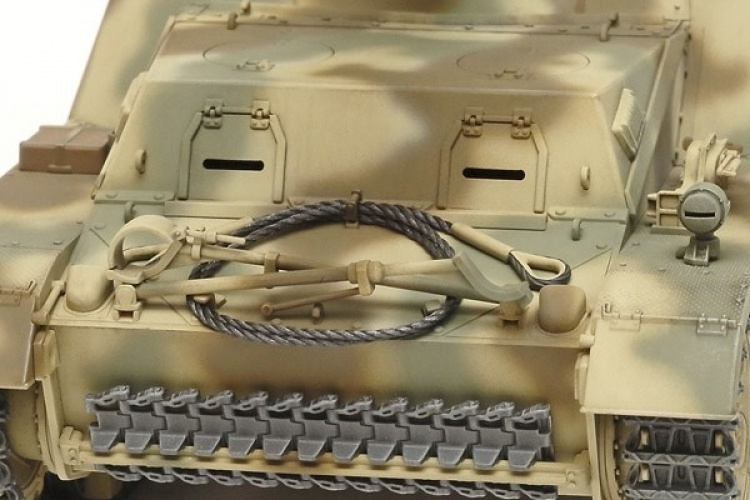 Tamiya 1:35 German Heavy Self-Propelled Howitzer Hummel