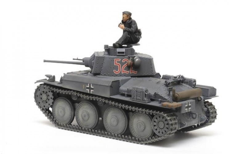 Tamiya 1:35 German Tank Panzerkampfwagen 38(t) Ausf.E/F