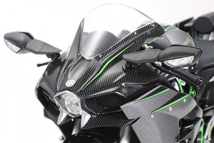 Tamiya 1:12 Kawasaki Ninja H2 Carbon