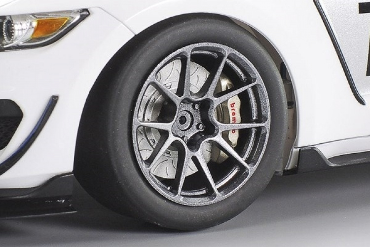 Tamiya 1:24 Ford Mustang GT4